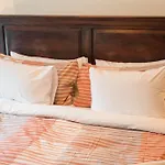 Beautiful And Spacious 2Br Condo By Harmony Whistler
