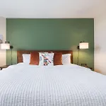 Woodrun By Outpost Whistler