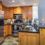 First Tracks Lodge