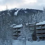 Tantalus Resort Lodge