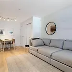 Cozy Townhouse In Whistler Village North