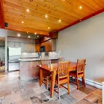 Greystone Lodge