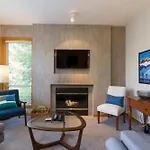 Painted Cliff 31 | Ski-In Ski-Out Townhome Close To Upper Village W/ Hot Tub & Parking