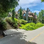 Gleneagle 1 | Townhome, 700M To Skiing, Near Free Village Shuttle, Fireplace, Secure Parking