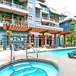 Cozy Studio In Whistler Village