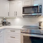 Telemark 25 Ski-In Ski-Out Access Steps To Ski Lifts Renovated Townhome