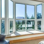 Le Chamois 504 - Upper Village