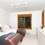 The Ridge 21 3 Bed3 Bath Luxury Townhouse Ski-Inout Hot Tub Parking Incl