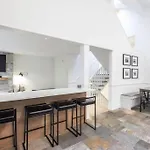 5 Bedroom Chalet, Steps To Gondola!
