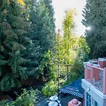 Alpenglow Lodge Cozy Studio With Den By Mva