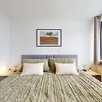 Whistler Village Central Stay!