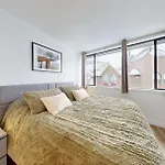 Whistler Village Central Stay!