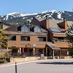 Large Village Loft With Private Hot Tub And Private Sauna