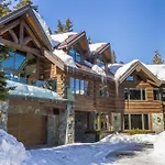 3354 Peak Drive
