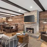 Hearthstone Lodge 2 | Stylish Cental Village Condo Close To Lifts With Sauna & Parking