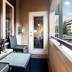 Town Plaza Suites By Golden Dreams