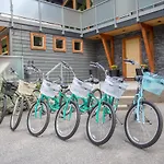 Alta Lake Chalet
