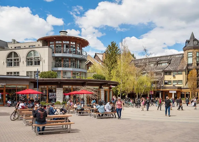 3Br Stunning Recently Renovated Condo By Harmony Whistler