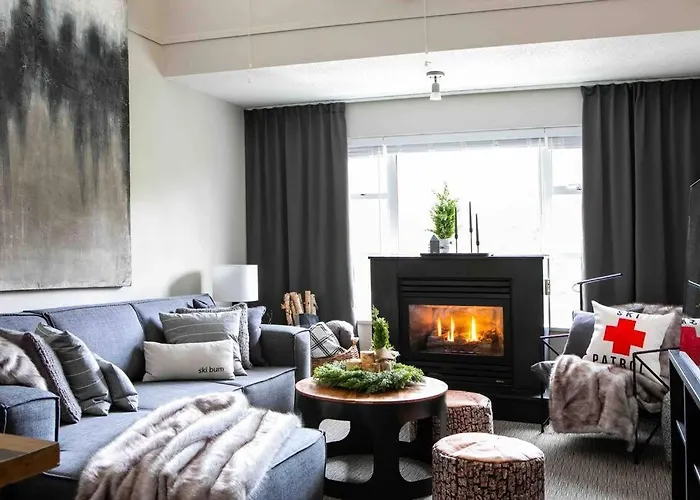 The Eden Whistler - Luxury 2 Bdrm Ski In / Ski Out