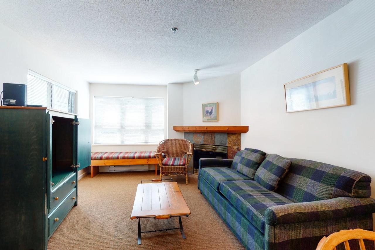 Marketplace Apartment *