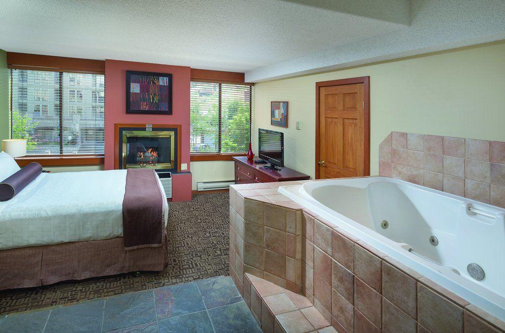 Mountainside 3* Whistler
