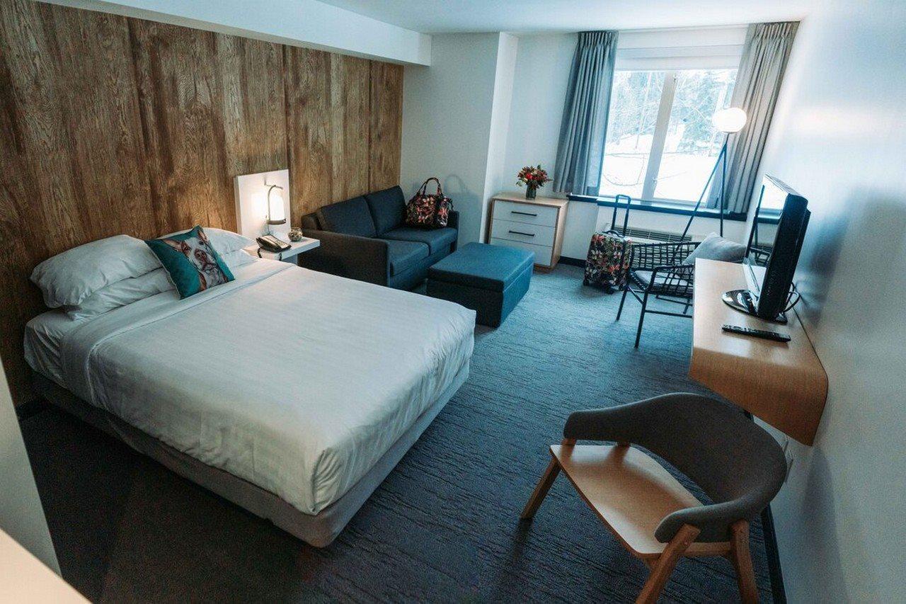 Aava 4* Whistler