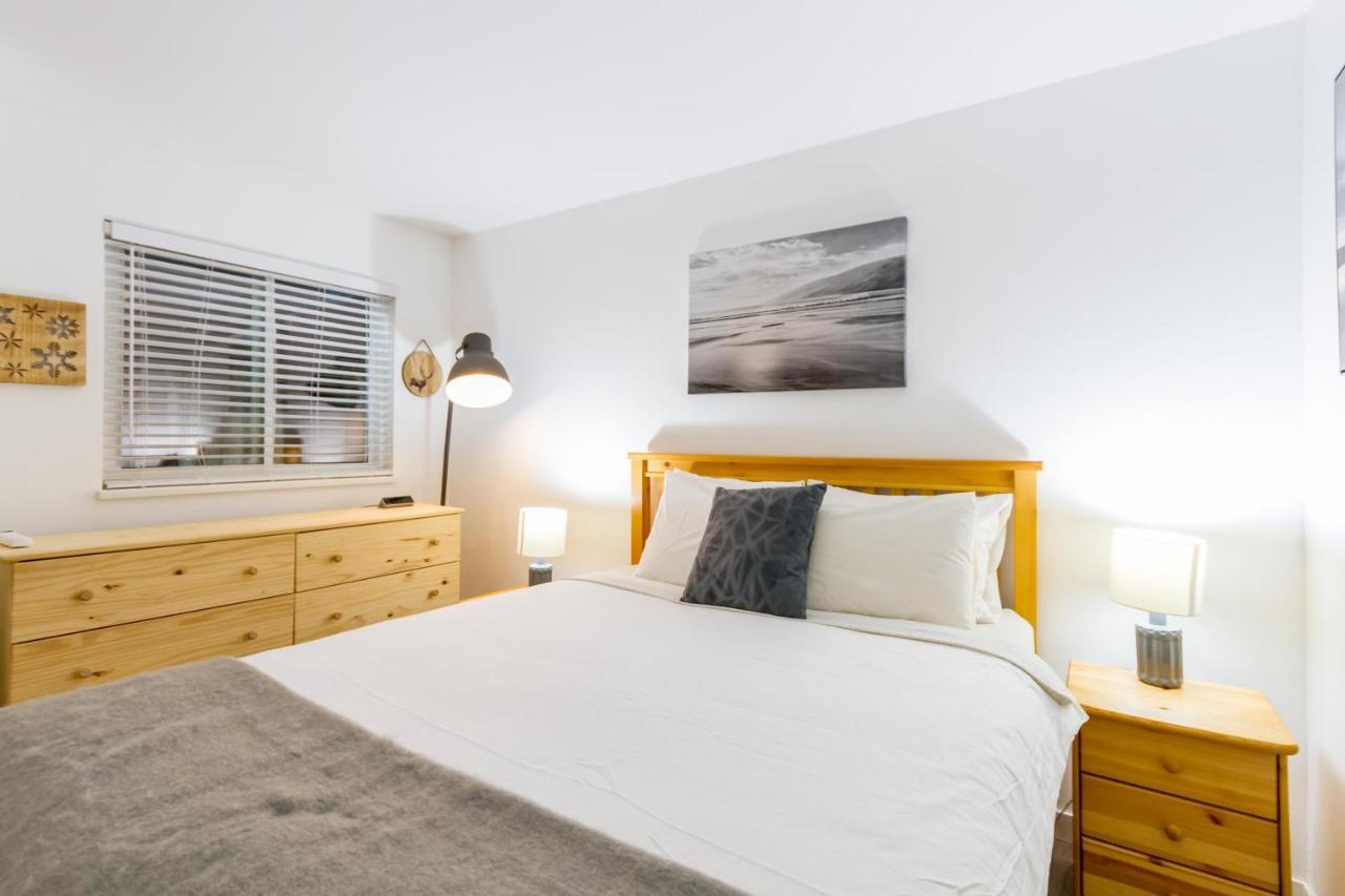 Cute And Cozy, Walk To Gondola In Out Holiday home Whistler