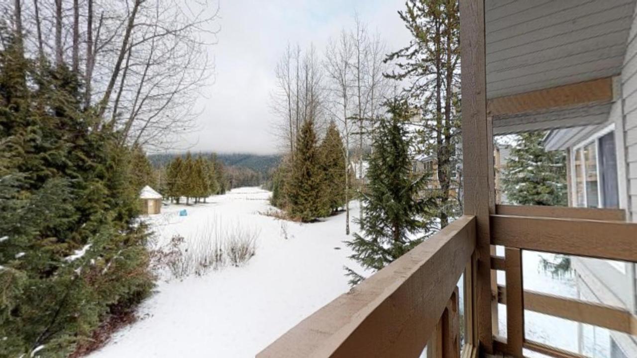 Gorgeous With Fairway Views By Harmony Whistler