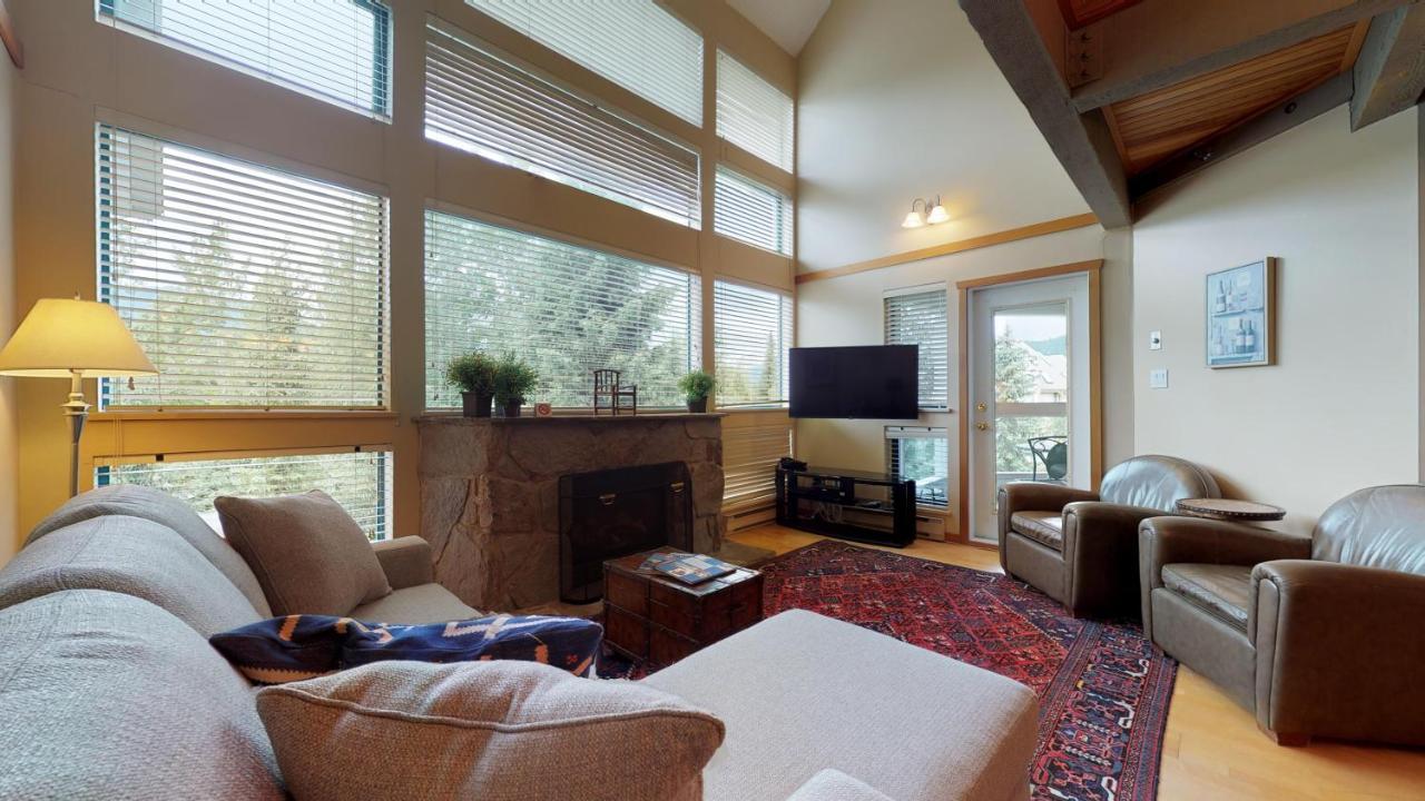 Elegant In Out By Harmony Holiday home