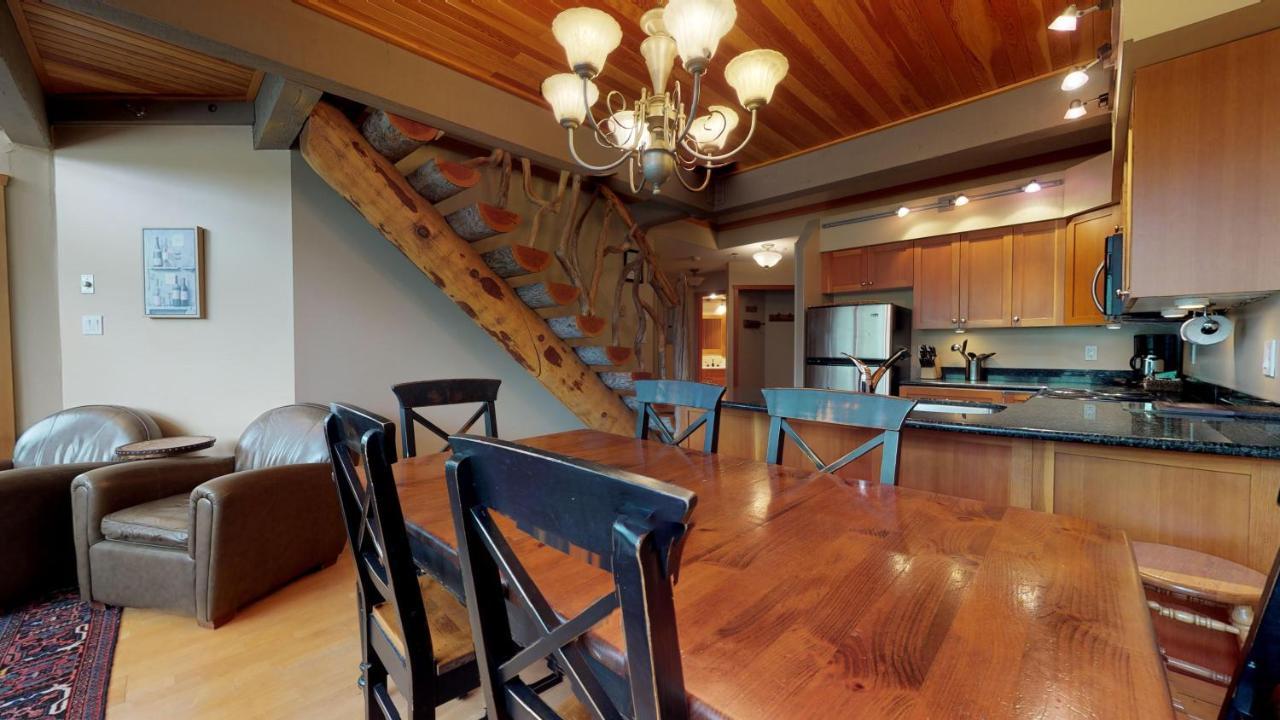 Elegant In Out By Harmony Holiday home *