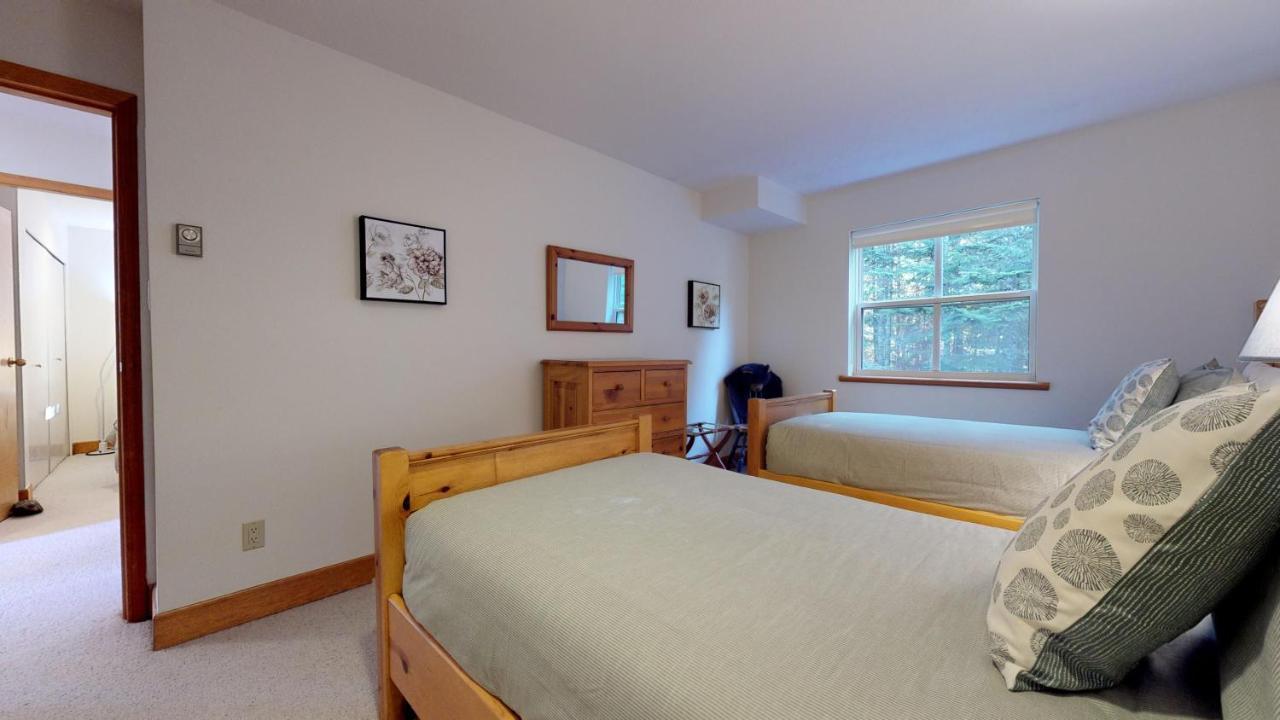 Holiday home Lush Forest And Golf Course Views By Harmony *