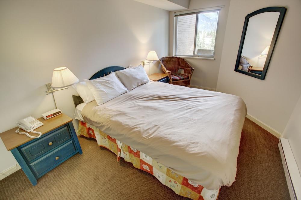 Apartment Marketplace