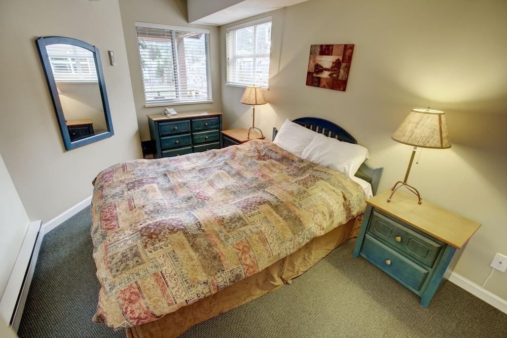 Marketplace Apartment *