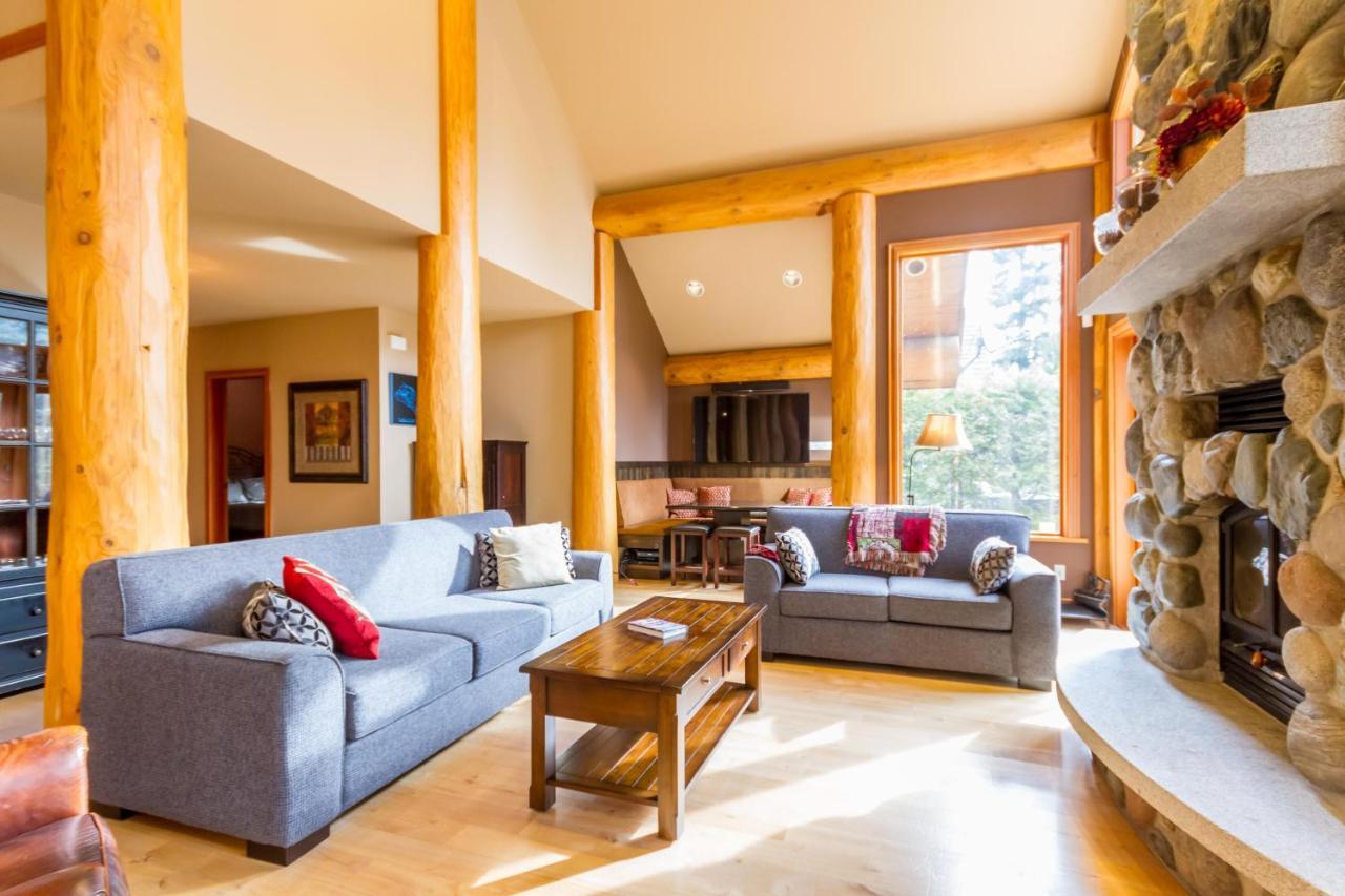 Villa 8140 Nicklaus North Whistler