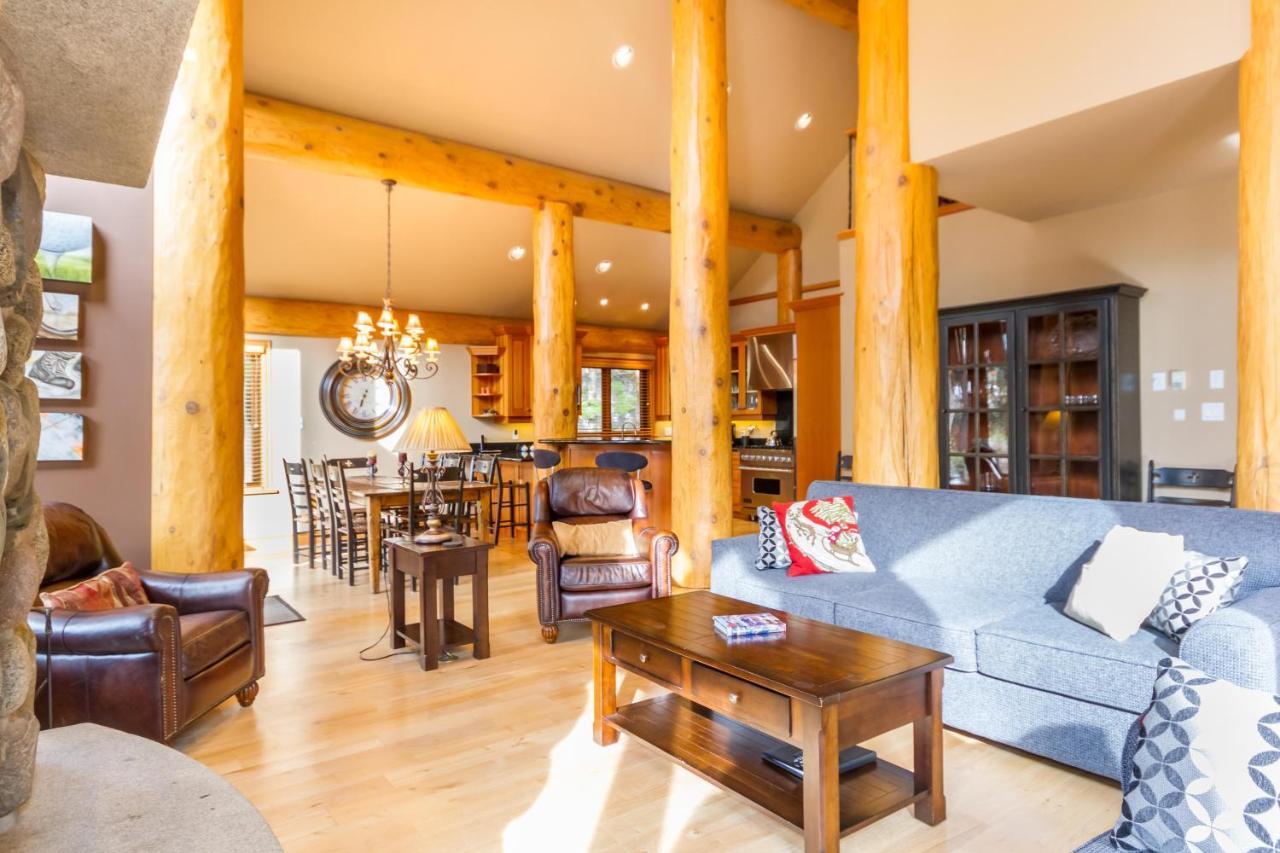8140 Nicklaus North Whistler