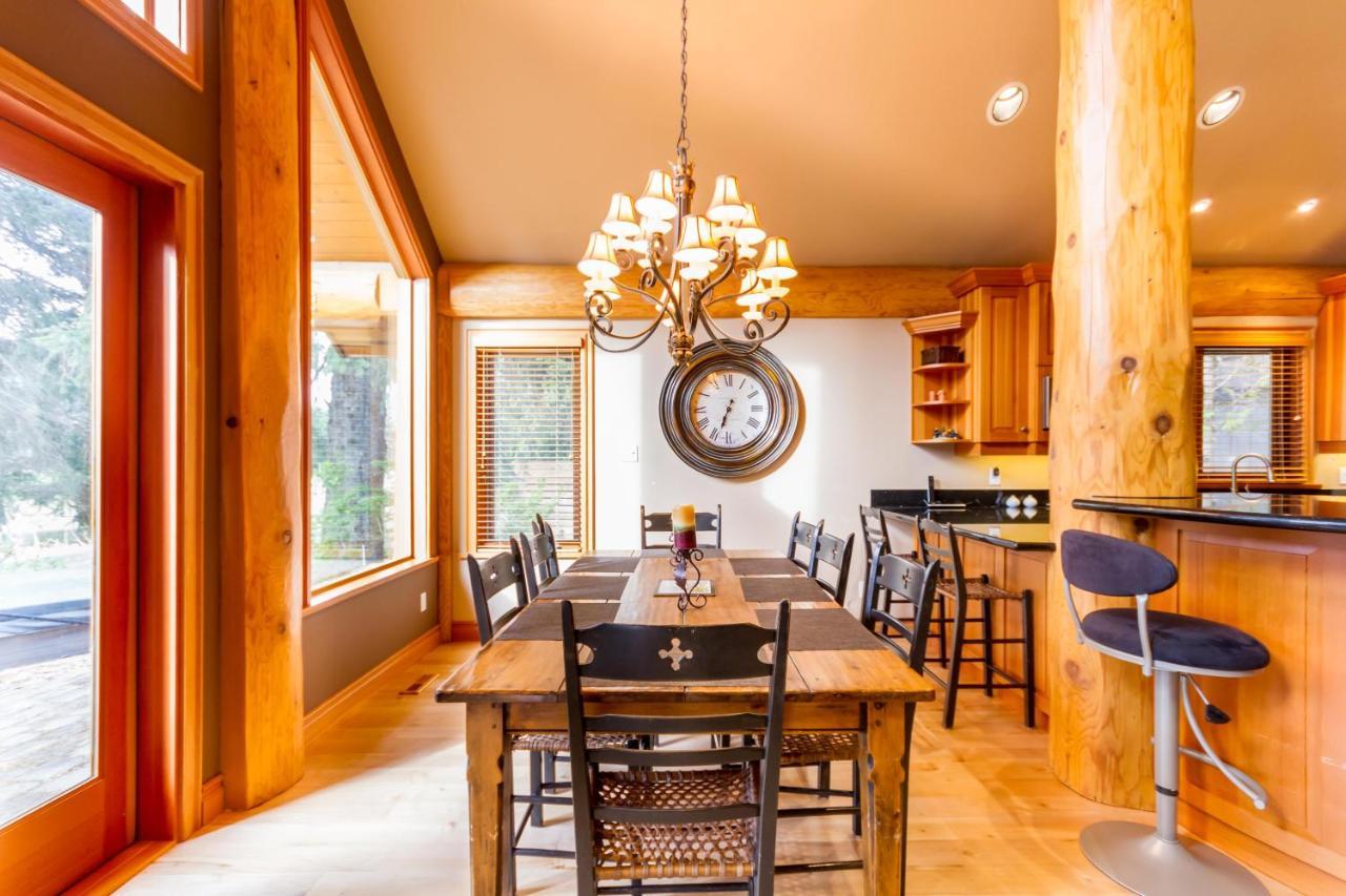 Villa 8140 Nicklaus North Whistler