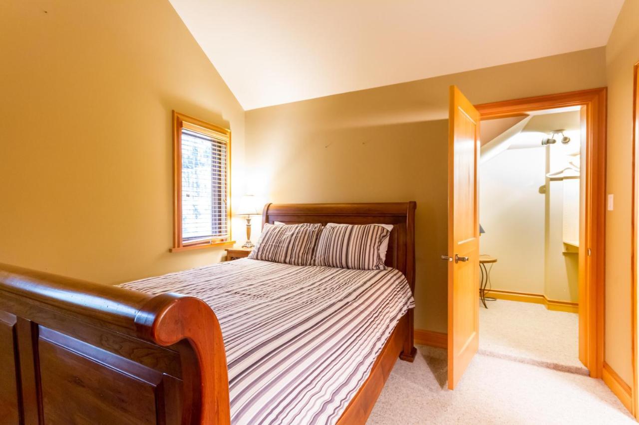 8140 Nicklaus North * Whistler
