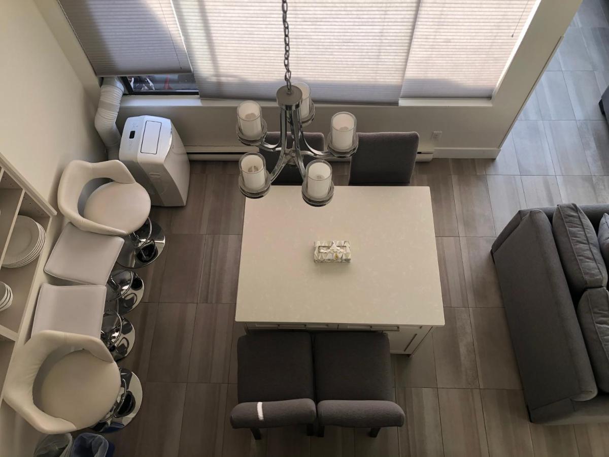 Hearthstone Loft, Village Centre, Private Hot Tub, Sleeps 6 * Whistler
