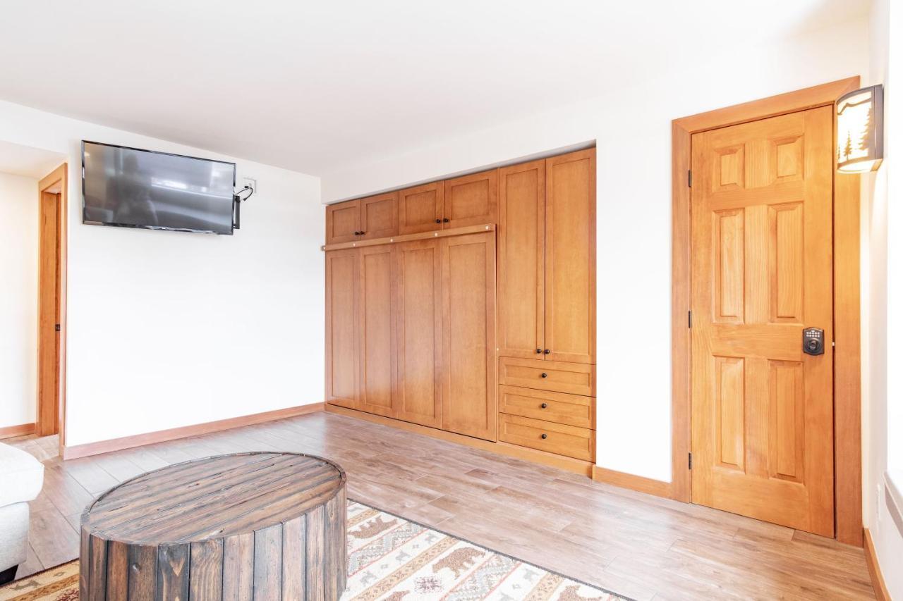 Carleton By Outpost Apartment Whistler