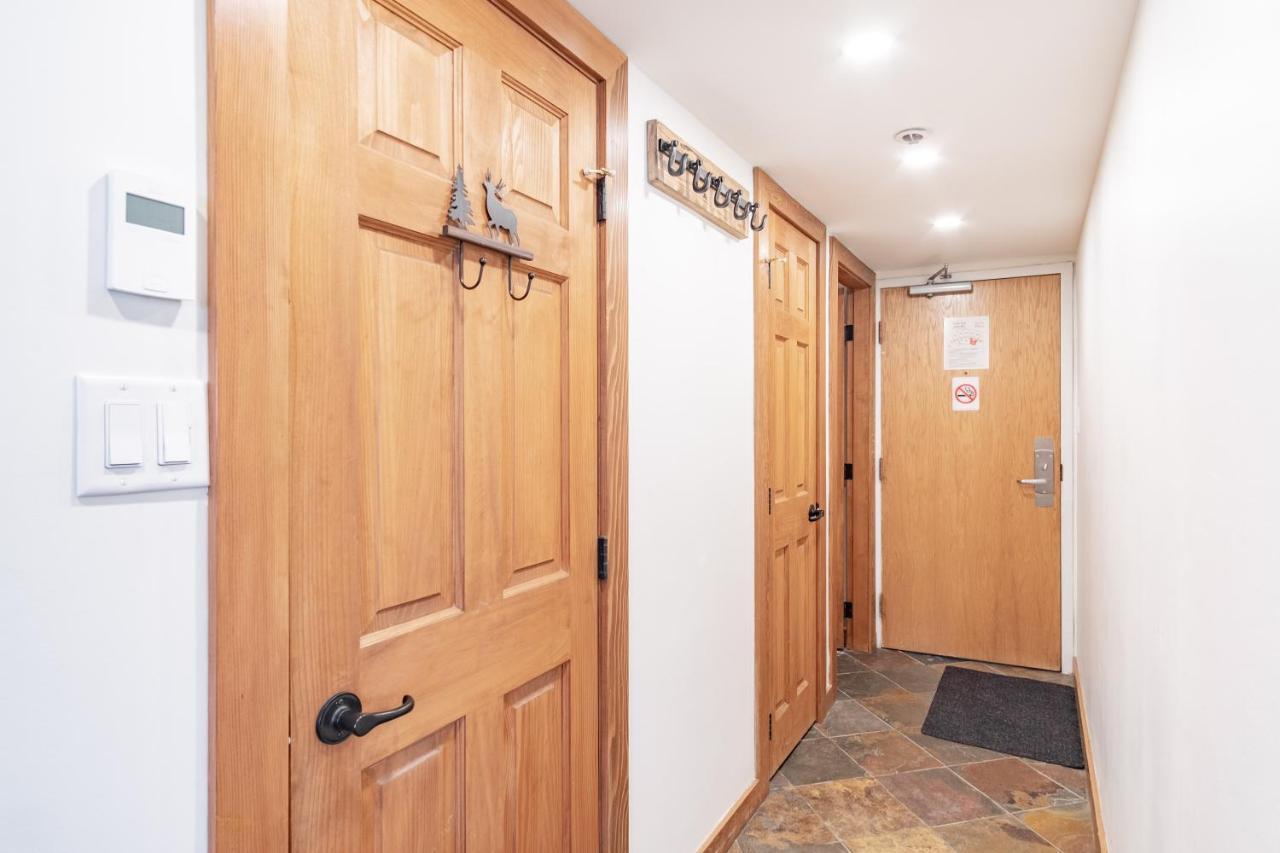 Carleton By Outpost Apartment Whistler