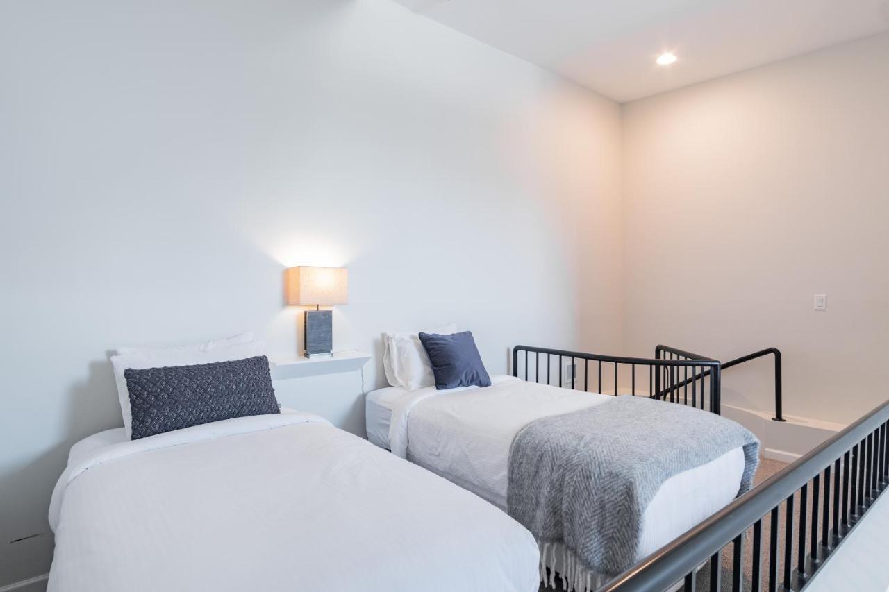 Tyndall Stone By Outpost Holiday home