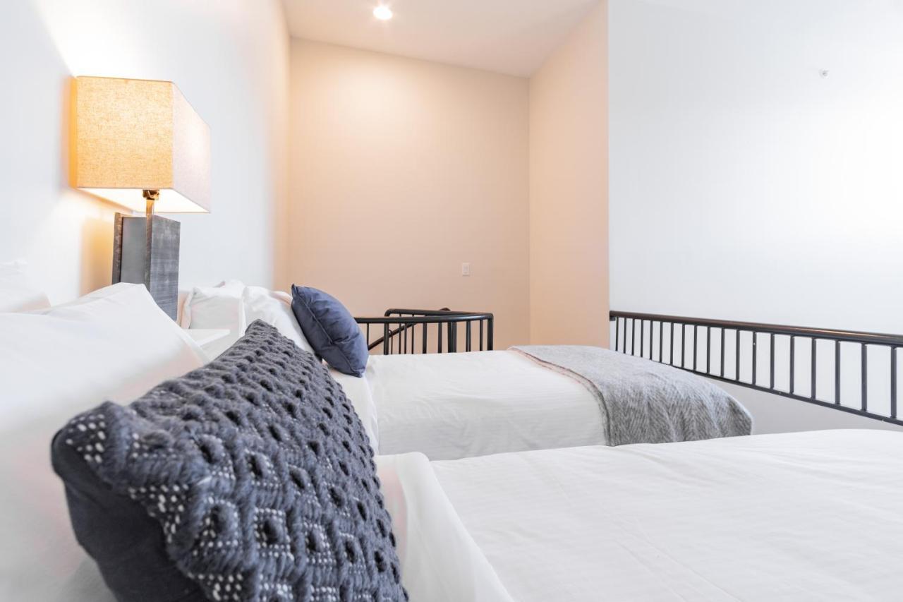 Tyndall Stone By Outpost Holiday home