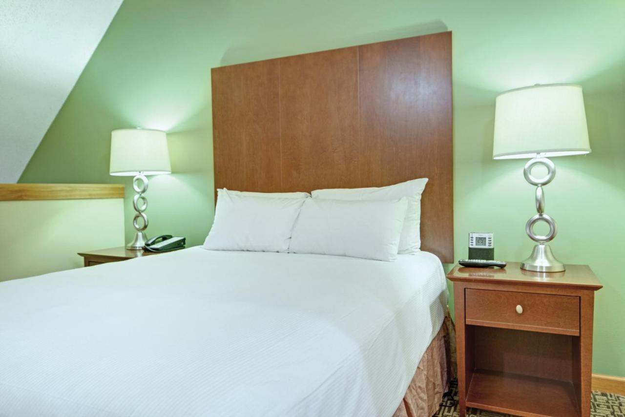 Mountainside Resort Whistler
