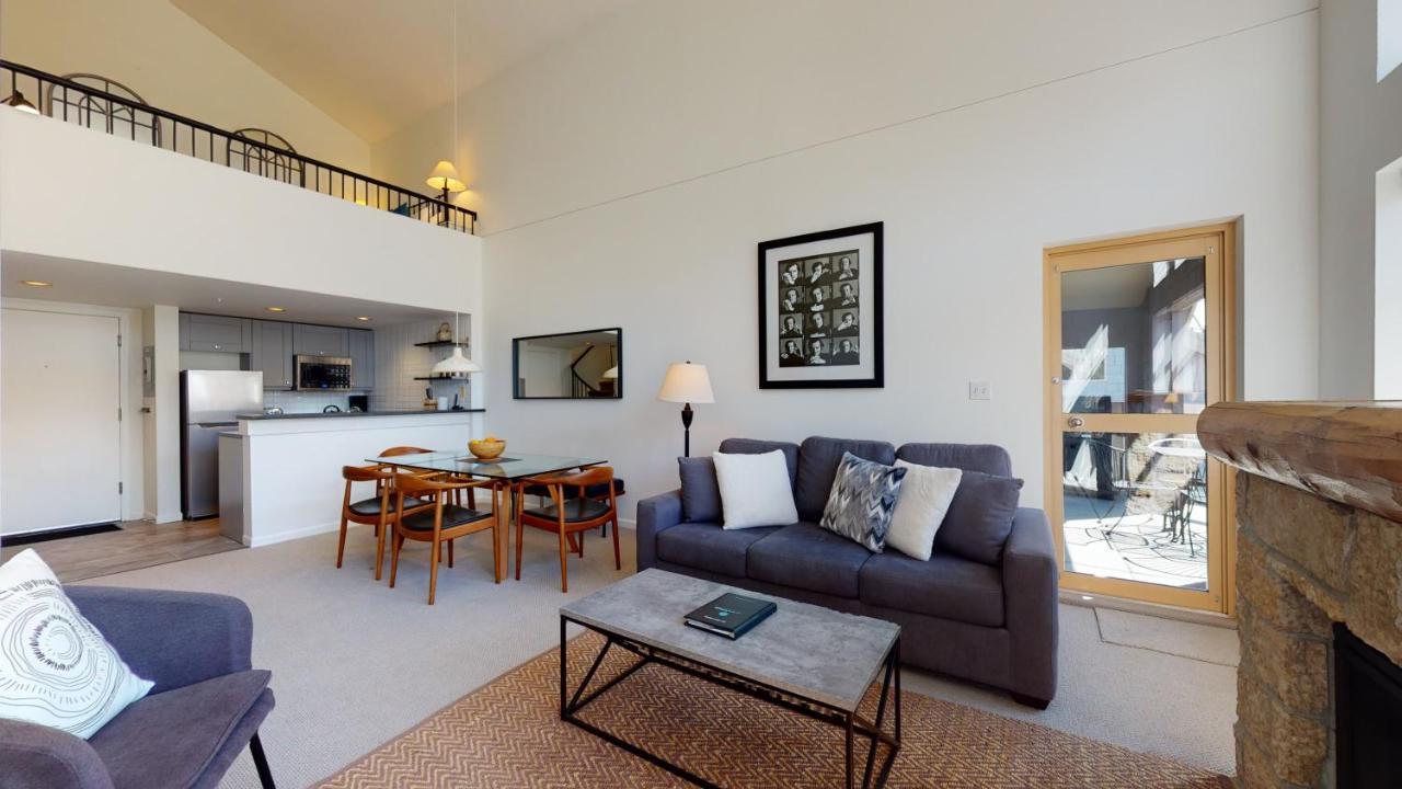 Spectacular Location With Pool And Hot Tub By Harmony Holiday home *