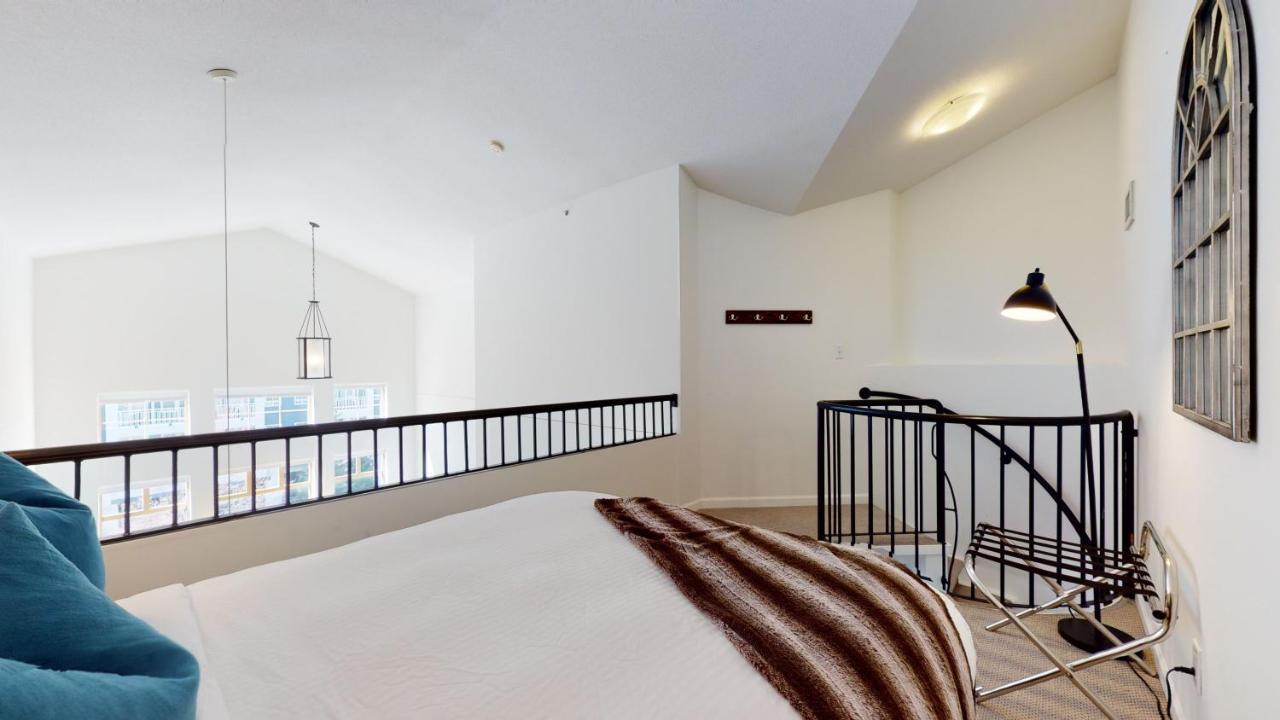 Holiday home Spectacular Location With Pool And Hot Tub By Harmony