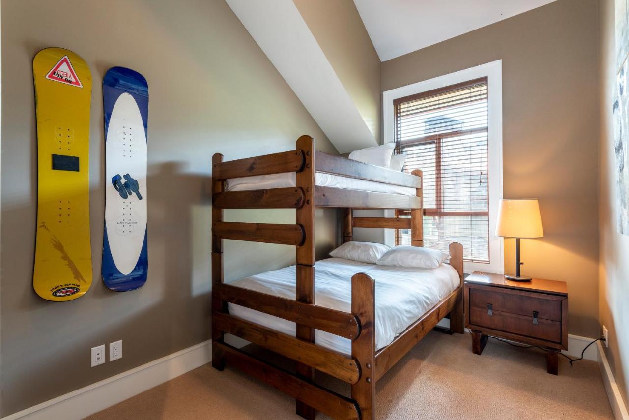Fitzsimmons Walk Deluxe Townhome With Private Hot Tub Village Walking Distance Holiday home Whistler