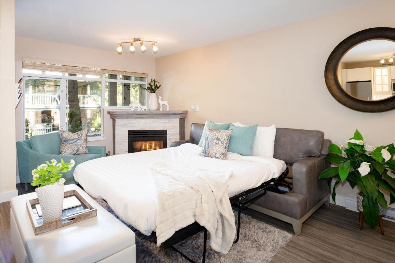 Apartment Renovated & Spacious 1bed/2bath Village