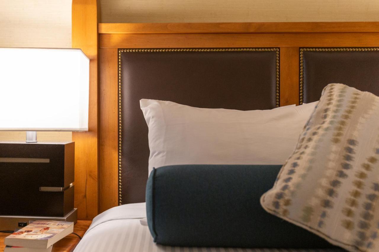 Blackcomb Hotel