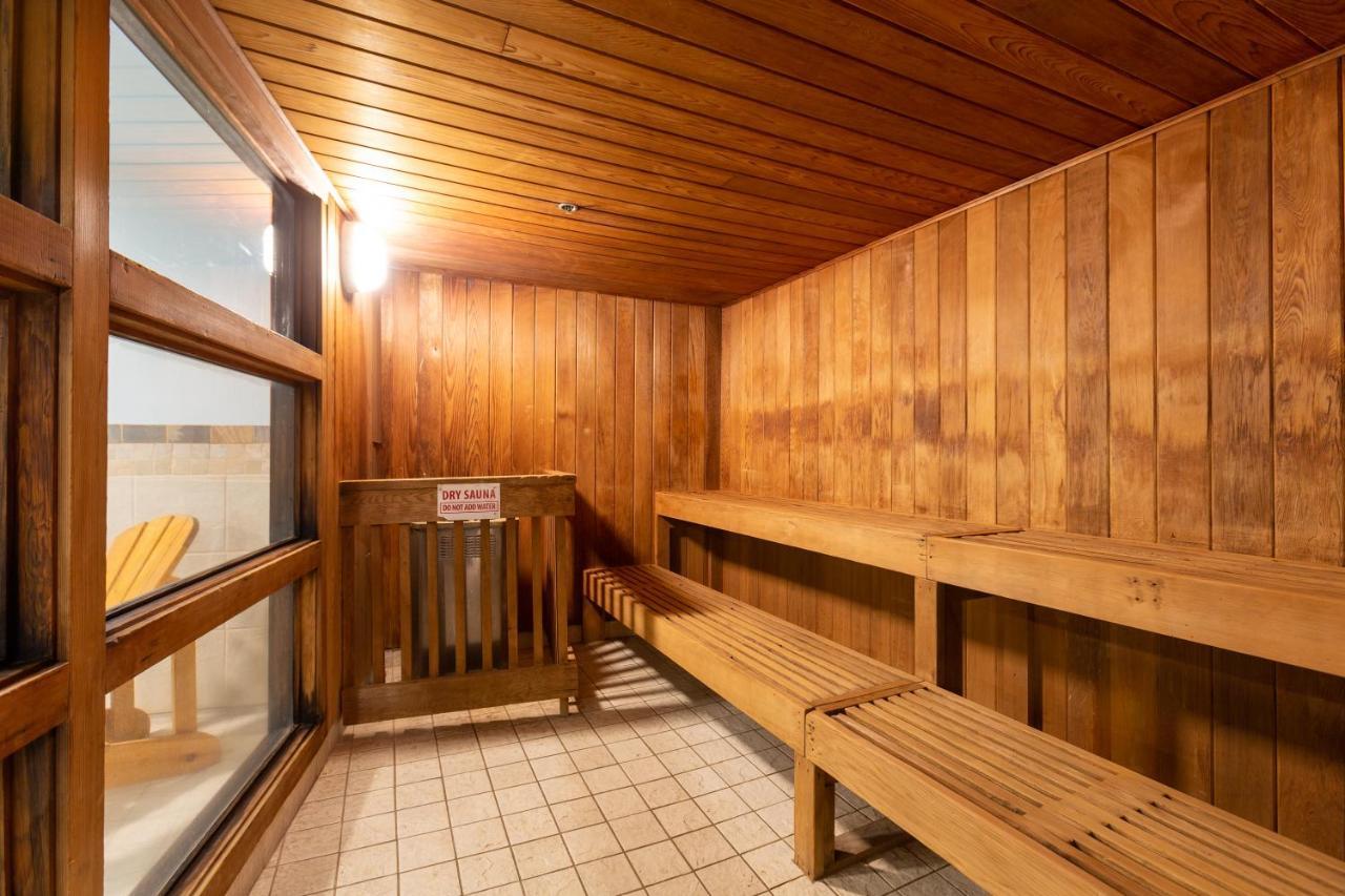 Hotel Blackcomb
