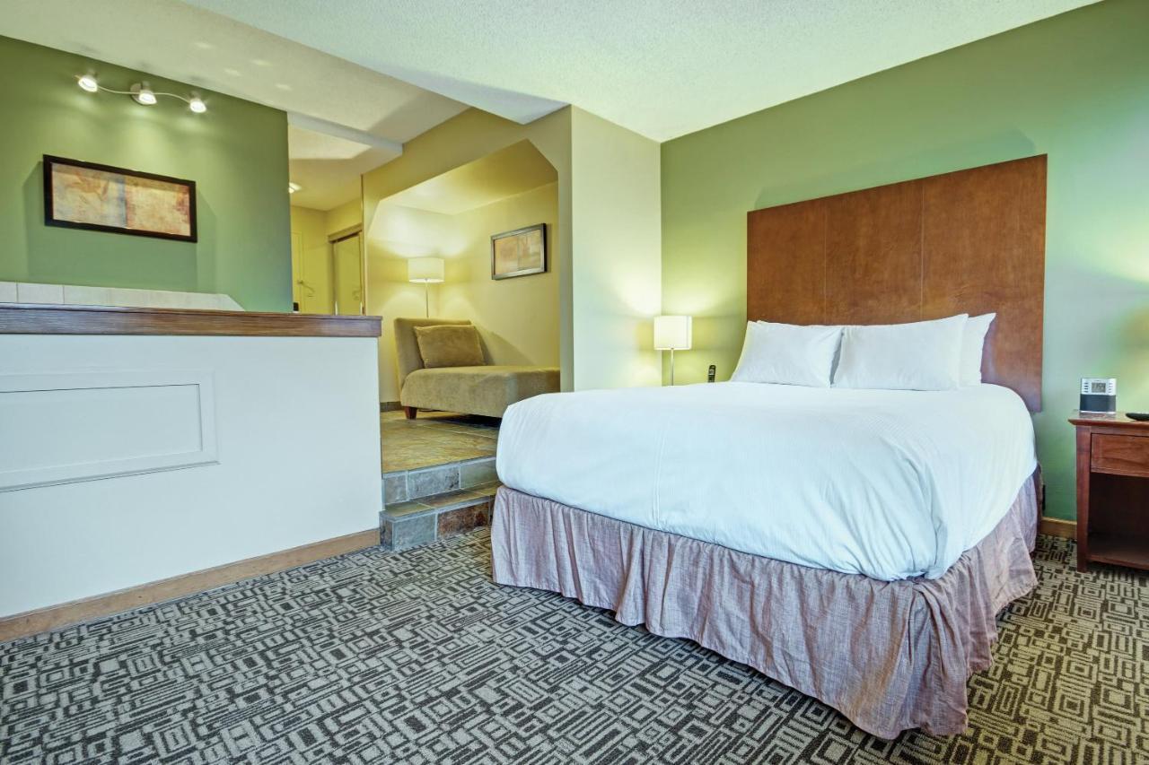 Mountainside Resort